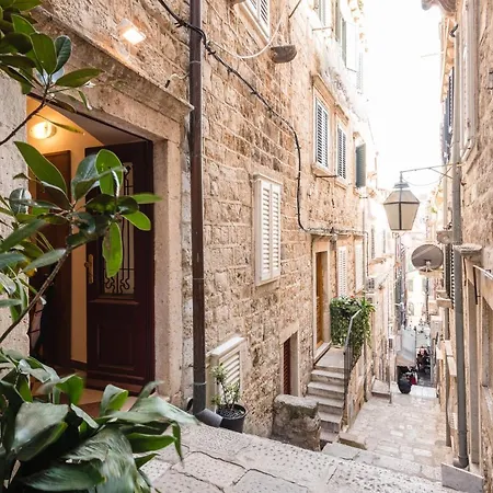 Old Town Duodecim